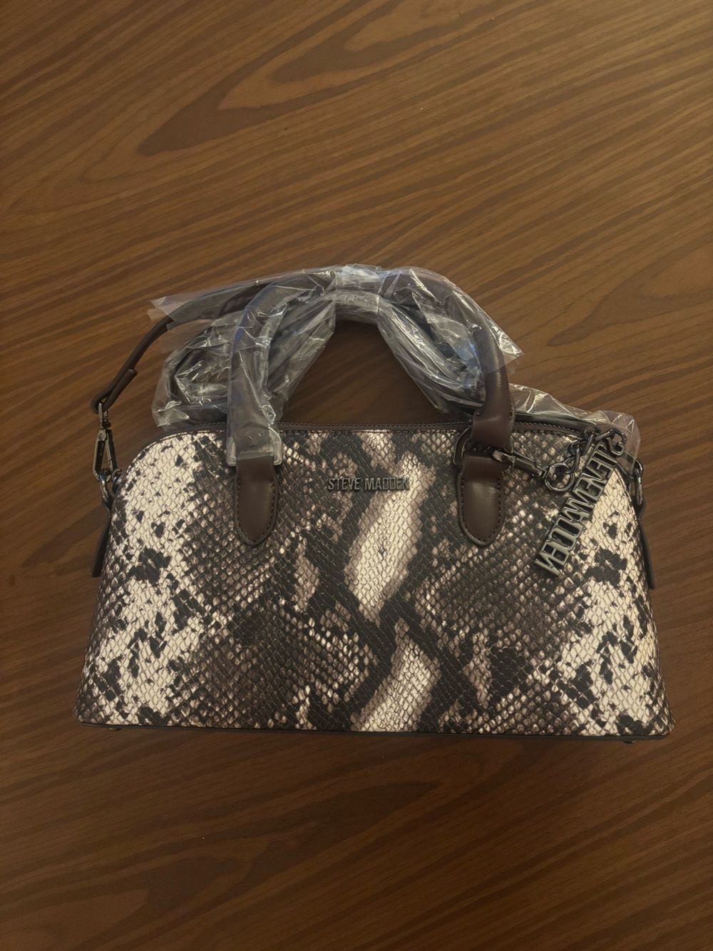 NWT - Steve Madden - snake print bag